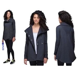 EUC Lululemon Gratitude Wrap Sweater in Heather Black Size 2